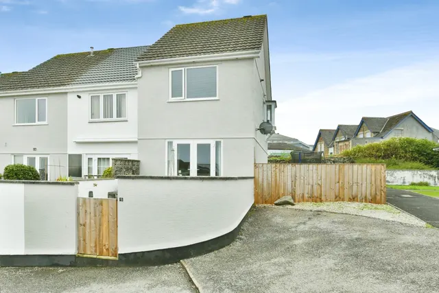 Gordon Court, Saltash, PL12, photo 1