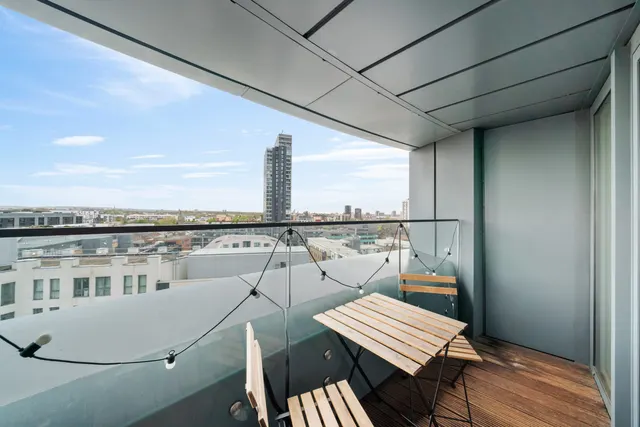 Photo 2 — Eagle Point, City Road, London, EC1V