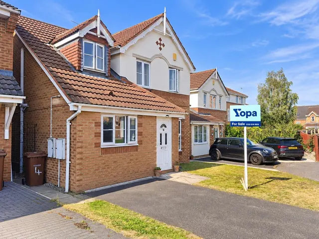 Fresh Meadows, Normanton, WF6, photo 1
