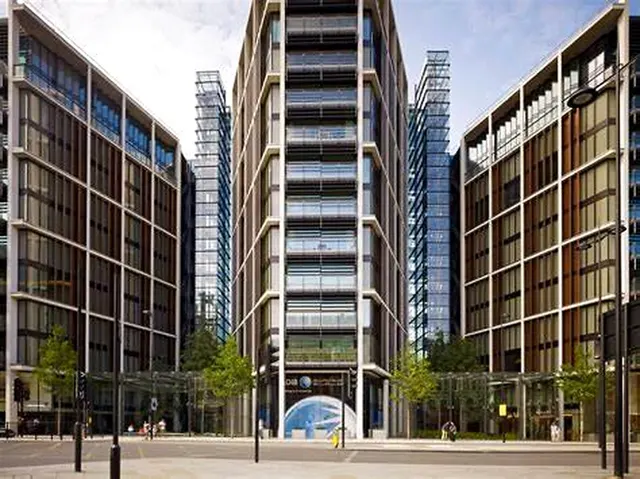 4 bedroom flat, Knightsbridge, London, SW1X