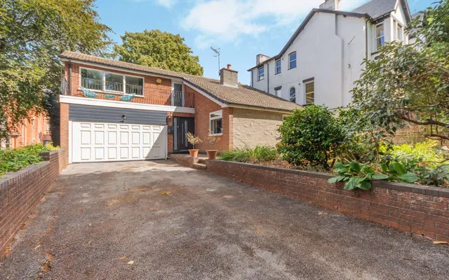 Victoria Crescent, Nottingham, Nottinghamshire, NG5 4DA, photo 1