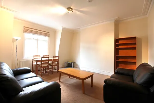 Photo 3 — Castellain Road, London, W9 1HG