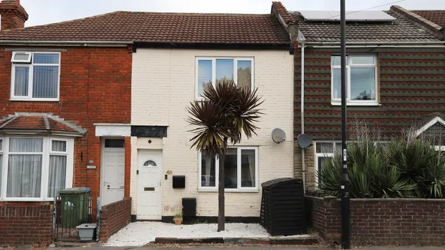 Winchester Road, SOUTHAMPTON, photo 1
