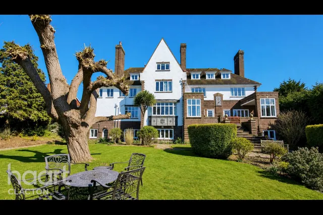 Second Avenue, Frinton-On-Sea, CO13, photo 1