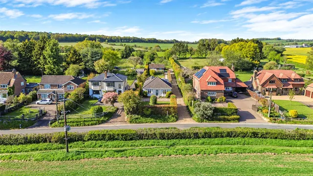 Gascoigne Lane, Ropley, SO24, photo 1
