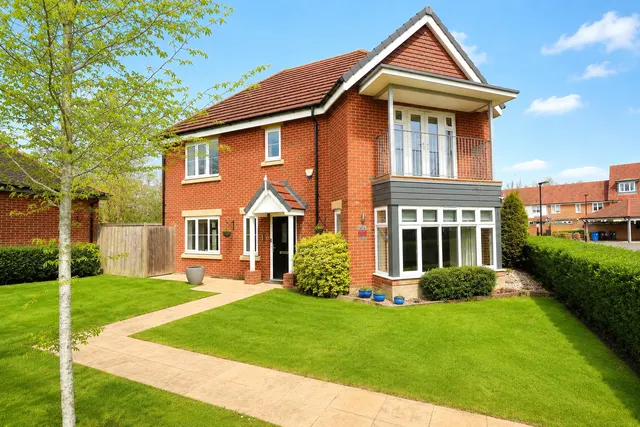 Copse Close, Fleet, Hampshire, GU51 1FA, photo 1