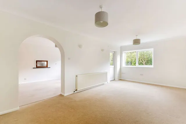 Yockley Close, Camberley, GU15, photo 3