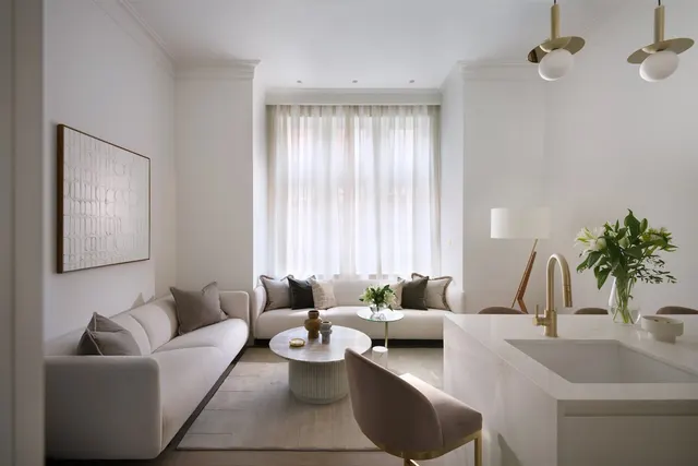 Photo 3 — 32 Palace Court, London, W2 4HZ