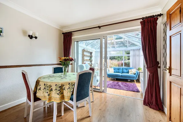 Featherstone Crescent, Shirley, B90, photo 3