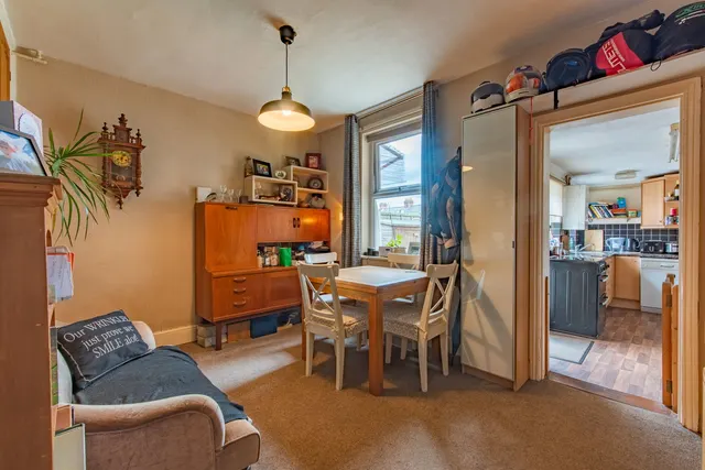 Photo 2 — Gordon Road, Newbury, RG14 5RP
