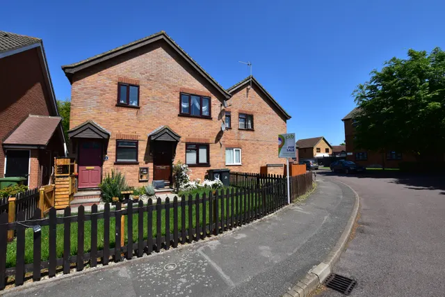 Ravenscroft Crescent, Eltham, SE9 4LL, photo 1
