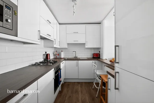 St. Albans Road, Cheam, SM1, photo 3