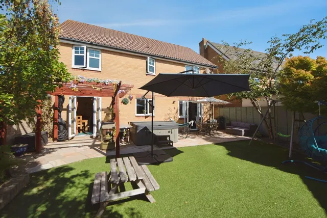 Seafire Road, Lee-On-The-Solent, PO13, photo 2