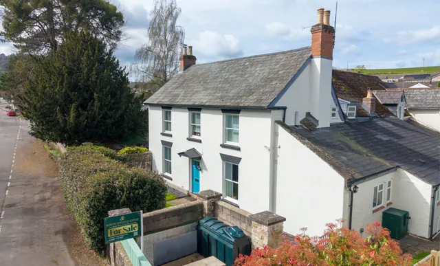 Whitchurch, HR9 6DJ, photo 1