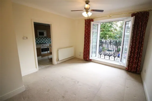 Photo 3 — Station Road, Orpington, BR6