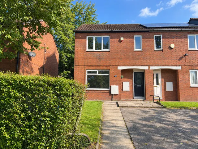 Athens Drive, Worsley, M28, photo 1