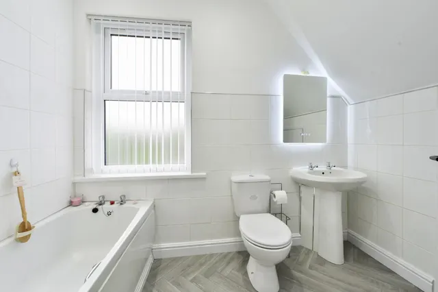 Primrose Avenue, Sheffield, S5, photo 2