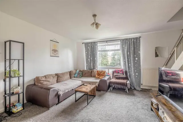 Photo 2 — Montpellier Court, St. Leonards Road, Windsor, Berkshire, SL4 3DQ