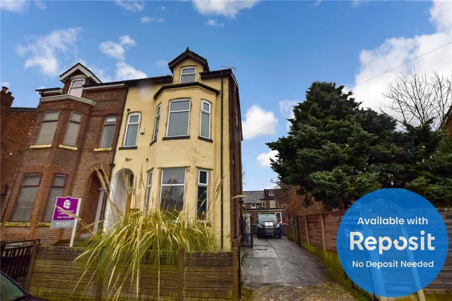 Eldon Place, Eccles, M30, photo 1