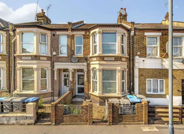 Harlesden Road, Willesden Green, NW10, photo 1