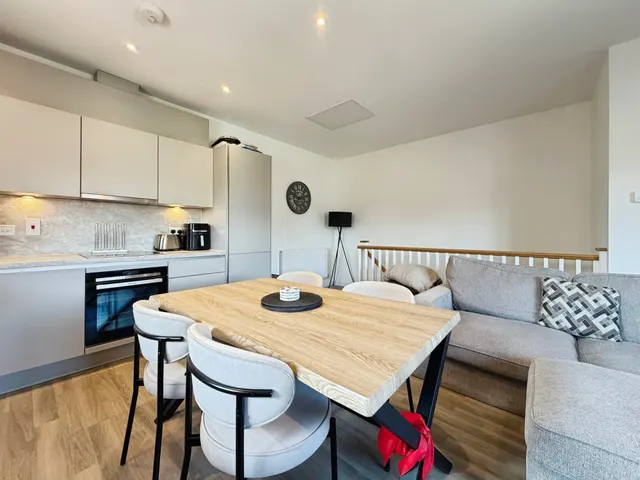 Scarrots Street, Tiddington, CV37, photo 3