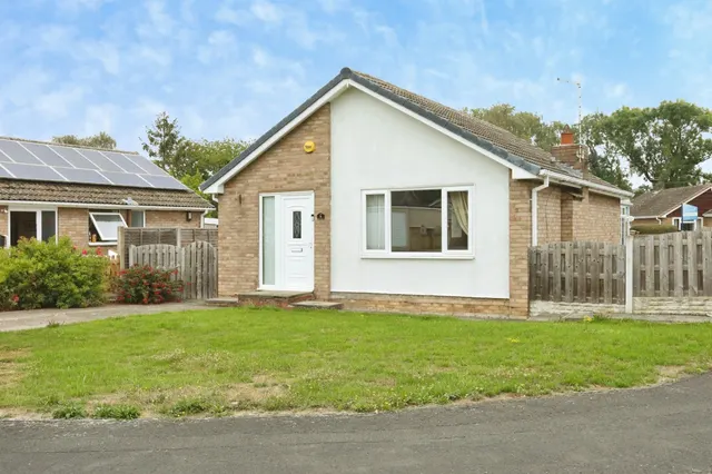 Ulverston Avenue, Askern, Doncaster, photo 1