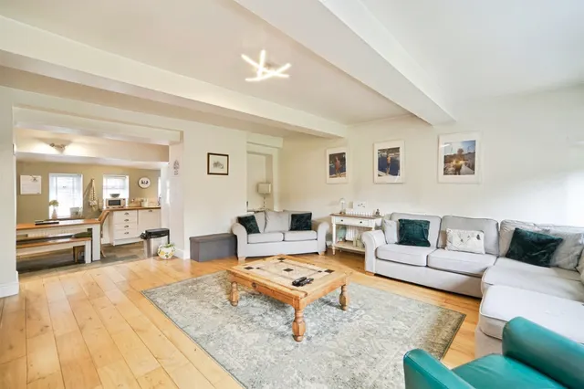 Moss Row, Wilsden, BD15, photo 2
