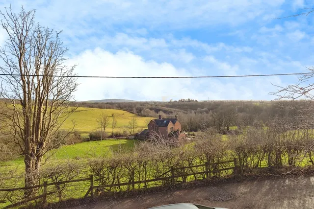 Photo 2 — Dean Terrace, Parkbridge, Ashton-Under-Lyne, Greater Manchester, OL6