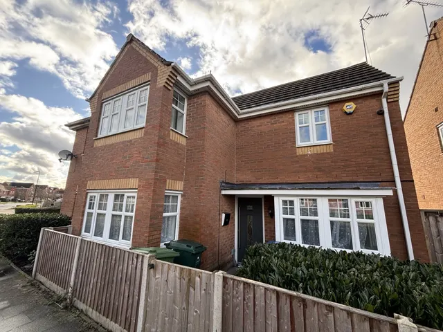 Chorley Way, CV6, photo 1