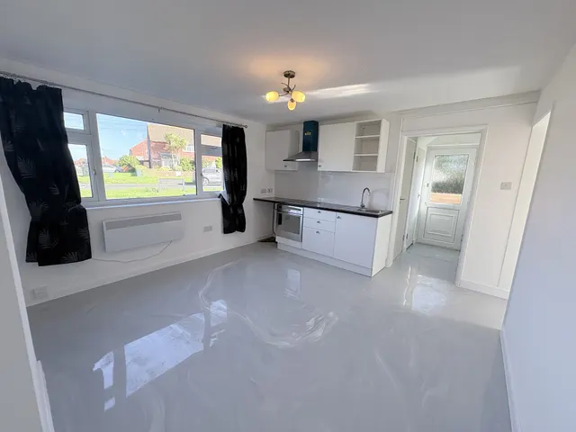 Pembury Road, Eastbourne, BN23, photo 2