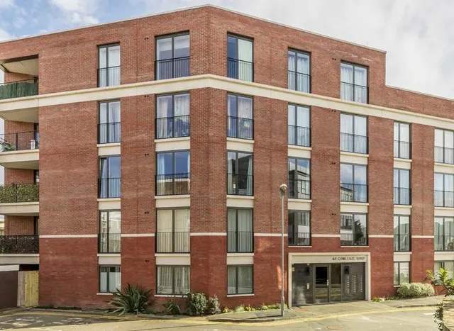 Cowleaze Road, Kingston Upon Thames, KT2, photo 1