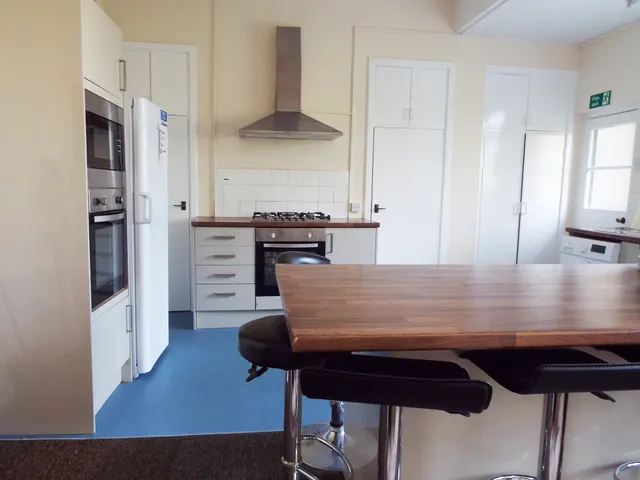 Gloucester Road North, Bristol, BS7, photo 3