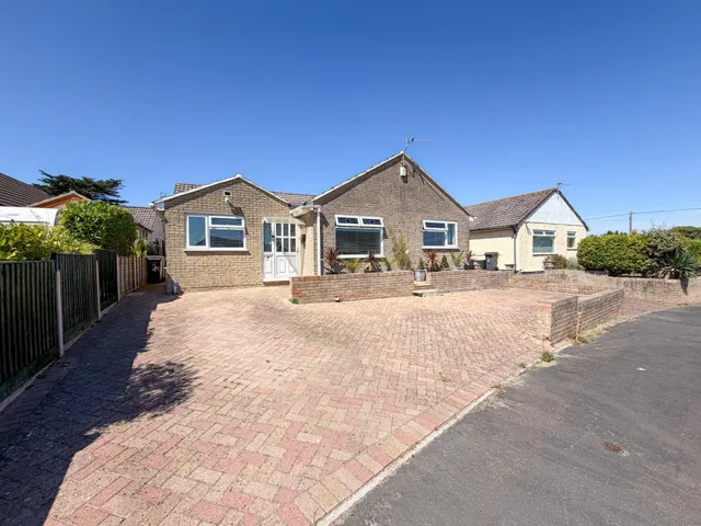 Pinewood Way, Brean, TA8, photo 1