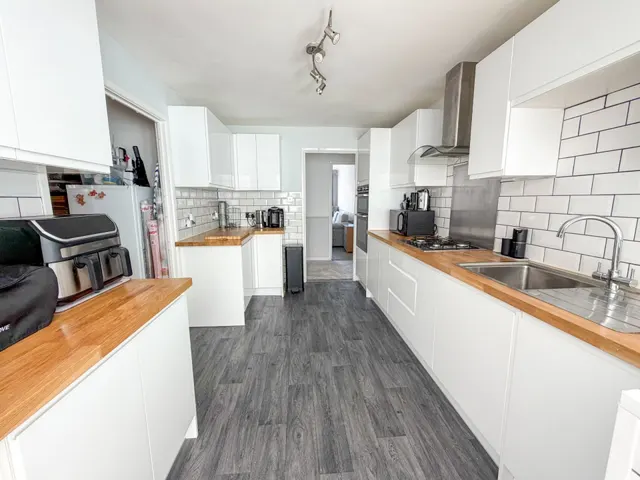 Pinewood Way, Brean, TA8, photo 3