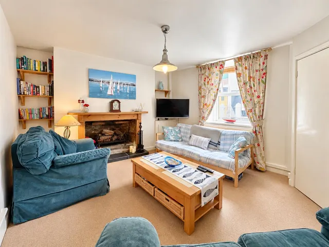 Station Hill, Brixham, photo 2