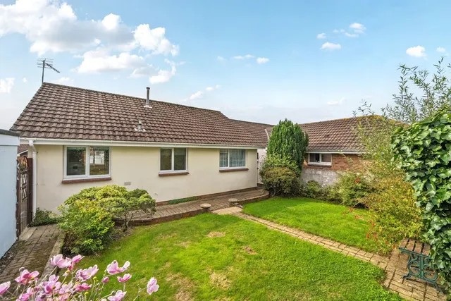 Denes Close, Landkey, EX32, photo 3