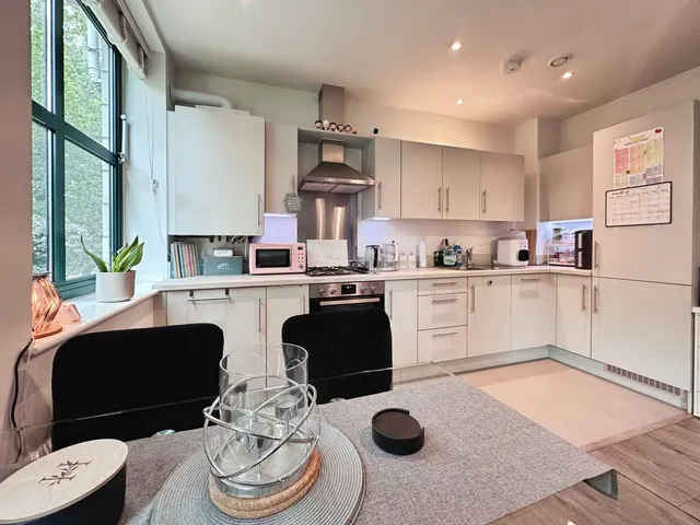 Photo 2 — Minley Road, Fleet, Hampshire, GU51 2AD