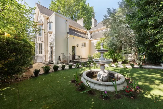 Park Village West, London, NW1, photo 1