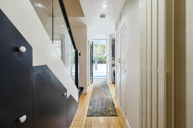 Ironmonger Row, London, EC1V, photo 2