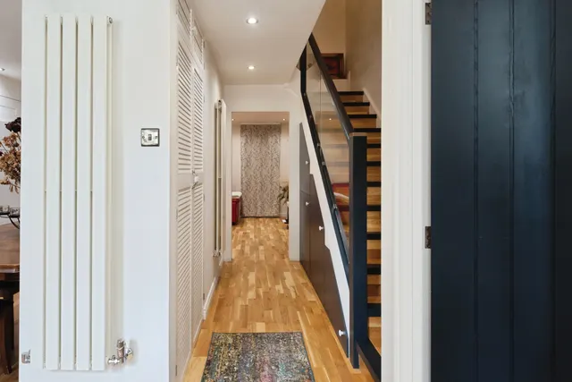 Ironmonger Row, London, EC1V, photo 3
