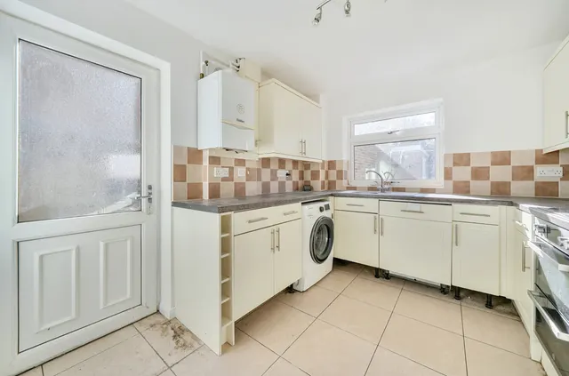 Cranbourne Park, Hedge End, SO30, photo 3