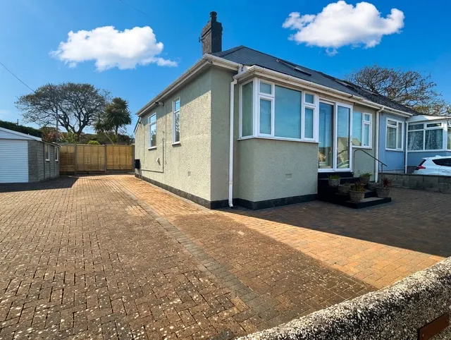 Oakland Park, Falmouth, TR11, photo 1