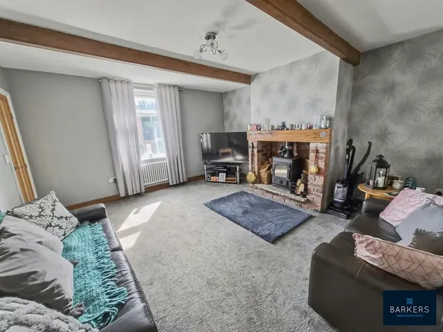 Photo 3 — Shetcliffe Lane, Bradford BD4 6DB