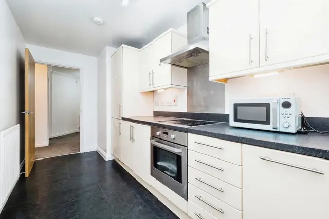 Witham Road, Romford, RM2, photo 3