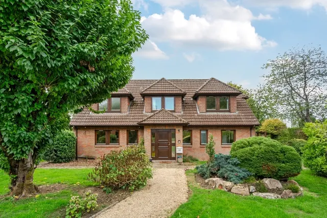 Nairdwood Lane, Prestwood, HP16, photo 1