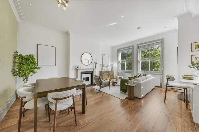 Fitzjohns Avenue, London, NW3, photo 1