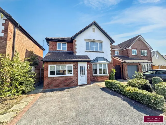 Lon Hafren, Rhyl, Denbighshire, LL18 4FE, photo 1