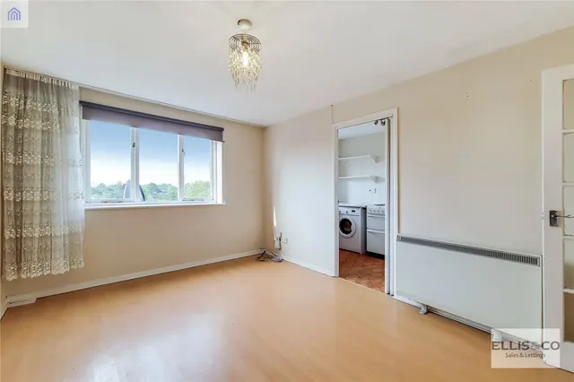 Linwood Crescent, Enfield, EN1, photo 2