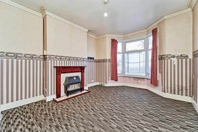 Grange Road, West Bromwich, B70, photo 3