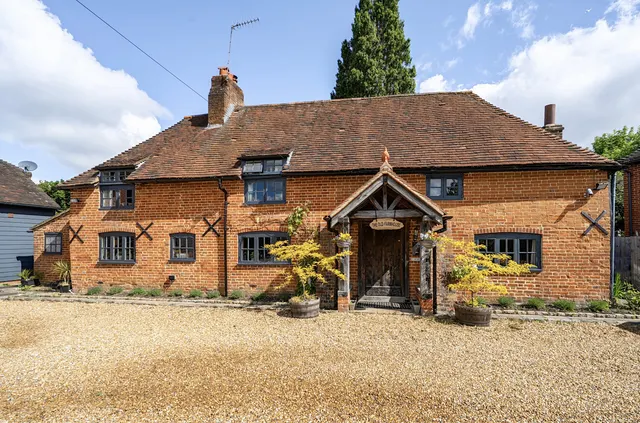 Eastern Road, Aldershot, Hampshire, GU12 4TB, photo 1